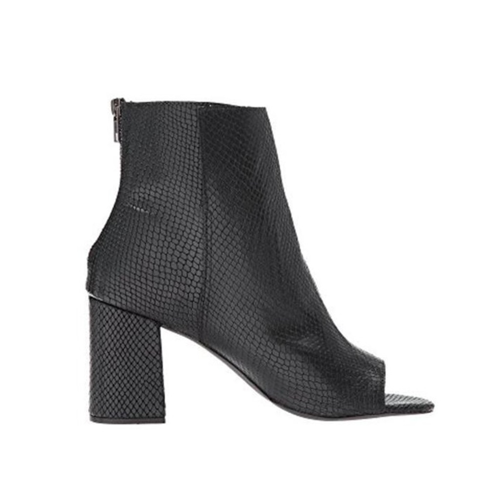 Matisse Melaney Textured Leather Peep Toe Boots Ankle Booties, Black Size 8.5M